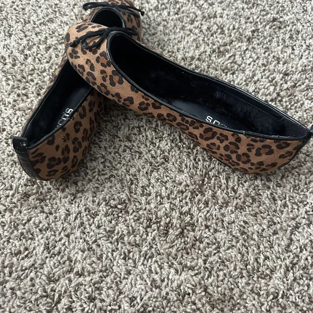 Chico’s Leopard Print Slip On Ballet Flat Shoes Size 7